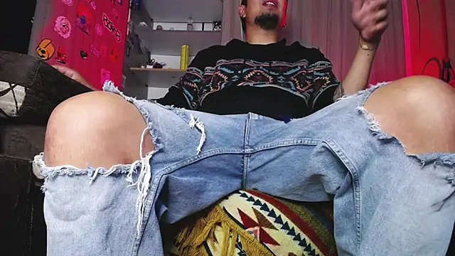 Snapshot of zacwatson_ chatting on September 2025 02:02:01 AM zacwatson online show from September 2025 02:02:01 AM