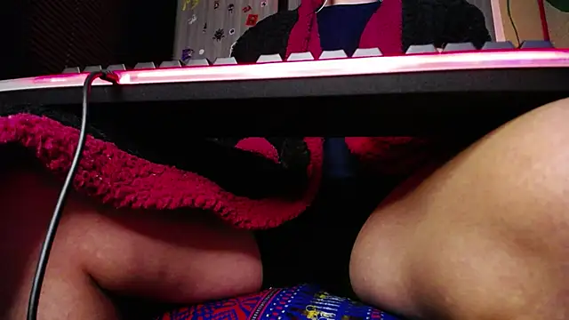 Snapshot of zacwatson_ chatting on October 2025 05:54:02 PM zacwatson online show from October 2025 05:54:02 PM