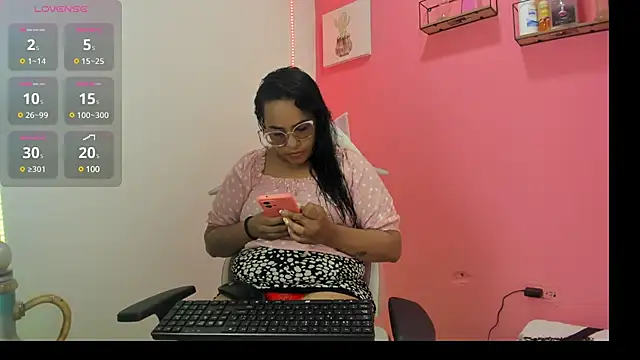 Snapshot of Tita_dirty chatting on February 2025 02:15:01 AM Tita dirty online show from February 2025 02:15:01 AM