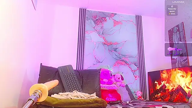  ChanellR  online show from September 2025 07:30:01 PM