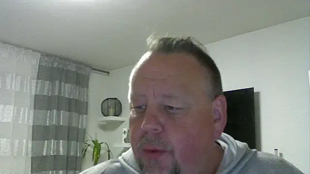 Snapshot of pimmelmann3 chatting on April 2026 08:12:02 PM pimmelmann3 online show from April 2026 08:12:02 PM