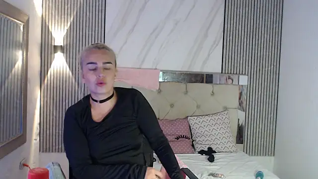 ashley  tylor online show from June 2026 04:33:02 PM