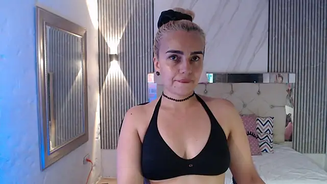 ashley  tylor online show from June 2026 07:13:02 PM