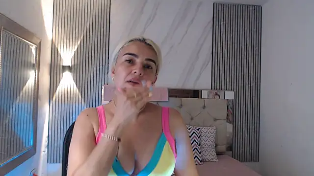 ashley  tylor online show from July 2026 07:38:02 PM