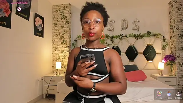 EmmaSanzz  online show from January 2025 11:25:01 AM