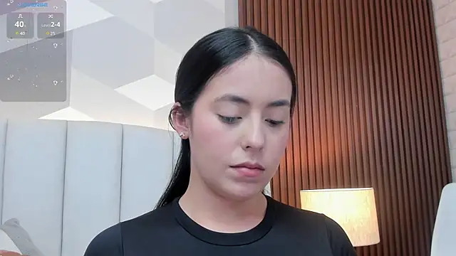 Julietasantos   online show from June 2026 06:35:02 PM