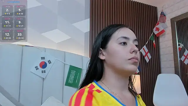 Julietasantos   online show from June 2026 06:39:01 PM
