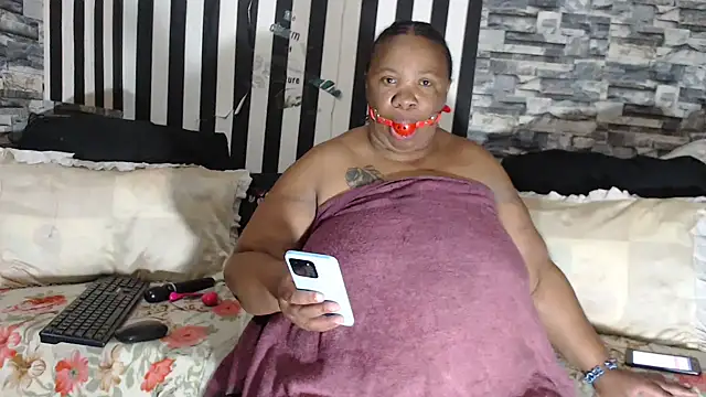 BigHotMatureXx online show from March 2026 08:17:01 AM