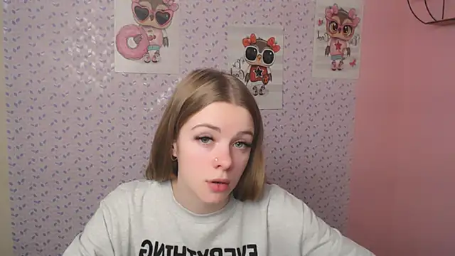 Snapshot of AliceFlirtt_ chatting on January 2025 12:14:01 PM AliceFlirtt online show from January 2025 12:14:01 PM