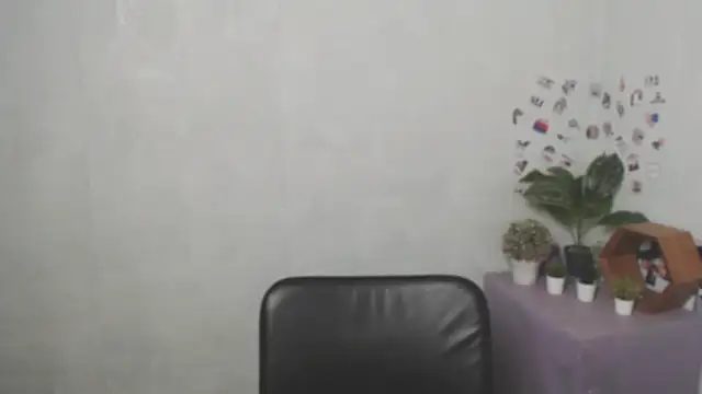 AliceFlirtt  online show from December 2025 12:53:02 PM