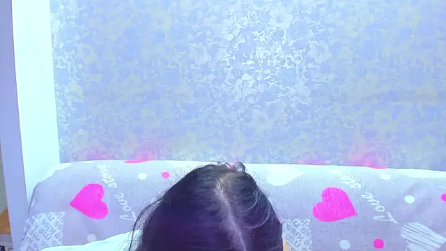 Vanessa Florence online show from April 2026 01:07:02 AM
