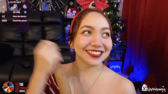 Snapshot of LilyVelvett chatting on December 2024 04:09:02 AM LilyVelvett online show from December 2024 04:09:02 AM