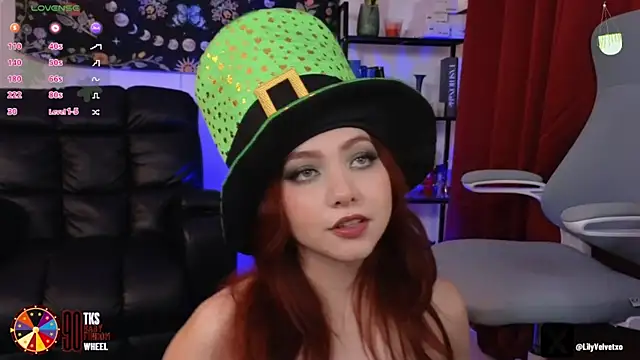 Snapshot of LilyVelvett chatting on March 2025 03:31:01 AM LilyVelvett online show from March 2025 03:31:01 AM