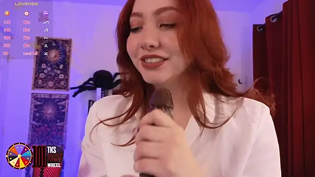 Snapshot of LilyVelvett chatting on September 2025 04:17:02 AM LilyVelvett online show from September 2025 04:17:02 AM