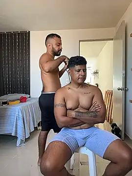 Little Bear00 online show from January 2026 07:06:02 PM