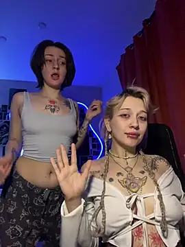 Snapshot of Dooubletroublee chatting on February 2026 02:12:02 AM Dooubletroublee online show from February 2026 02:12:02 AM