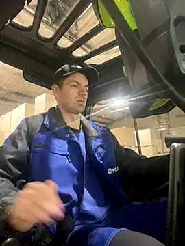 Ricoleckt online show from November 2025 06:40:02 PM