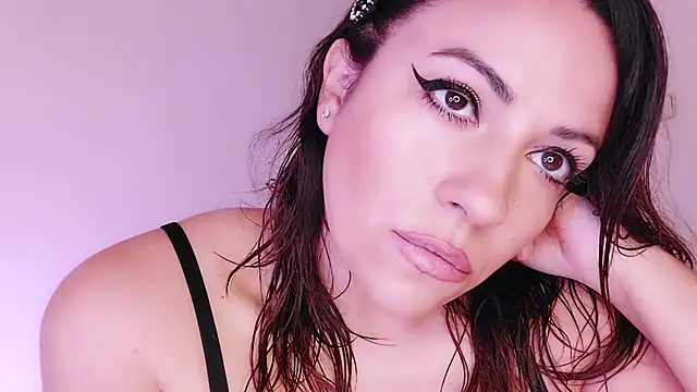 Snapshot of Latina_hot2024 chatting on March 2025 10:35:02 AM Latina hot2024 online show from March 2025 10:35:02 AM