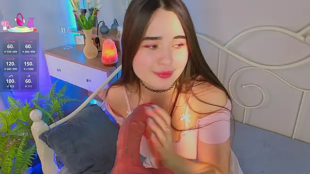 Snapshot of KateBleare chatting on October 2025 02:57:02 PM KateBleare online show from October 2025 02:57:02 PM