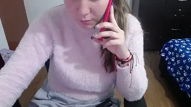 Luna girlhot  online show from February 2025 01:33:01 PM