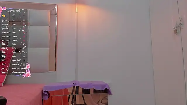 PittAndLunaa online show from December 2024 12:56:02 PM