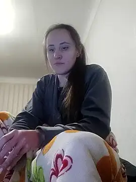 emeli moon online show from January 2026 03:49:02 PM