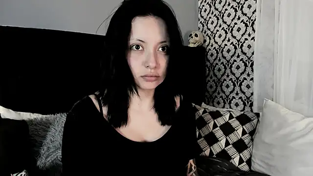 Adeelinee online show from June 2026 08:03:01 PM