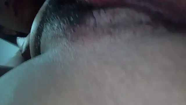 Snapshot of white_sexy_ chatting on November 2025 03:31:01 AM white sexy online show from November 2025 03:31:01 AM