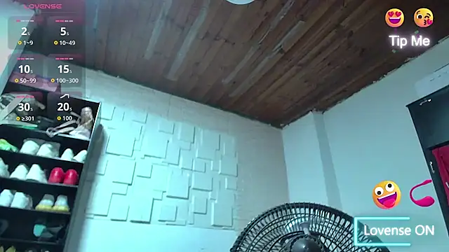 white sexy  online show from April 2026 10:20:02 AM