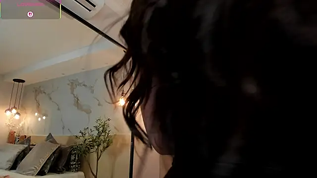 LeaThompson online show from September 2025 11:38:02 PM