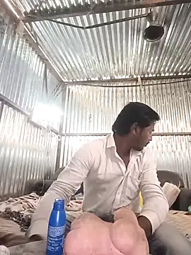 Snapshot of Kartik_bbc_indian chatting on November 2025 05:40:02 AM Kartik bbc indian online show from November 2025 05:40:02 AM