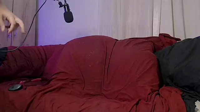 anotherbigboy  online show from October 2025 02:18:02 PM