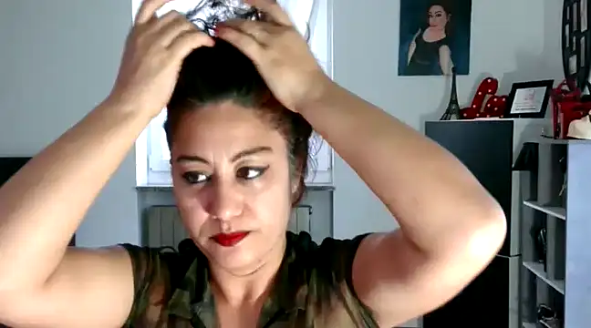 danasantoreal online show from December 2024 03:21:01 PM