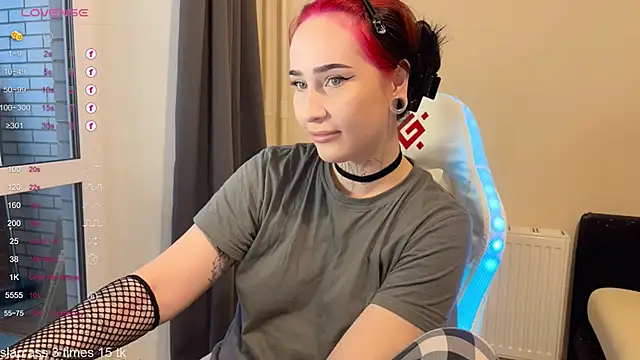 Snapshot of AnastasiaSun chatting on December 2025 11:19:01 AM AnastasiaSun online show from December 2025 11:19:01 AM