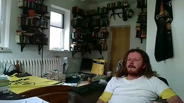 sunr1sa online show from November 2025 02:31:02 PM