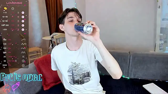Aaron Boom online show from May 2026 03:53:01 PM
