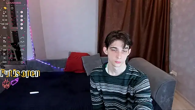 Aaron Boom online show from May 2026 09:00:02 PM