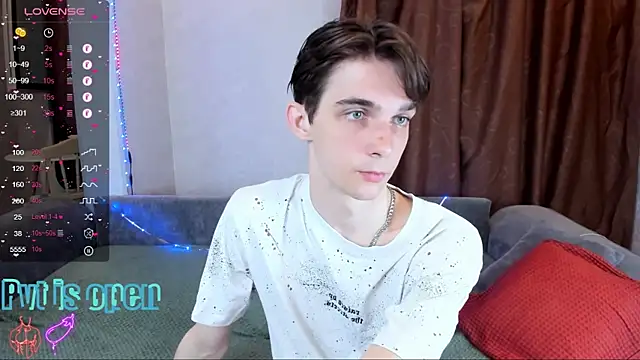 Aaron Boom online show from May 2026 12:28:02 AM