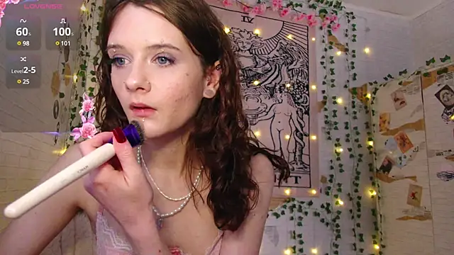 summerhazeee online show from March 2025 01:07:02 PM