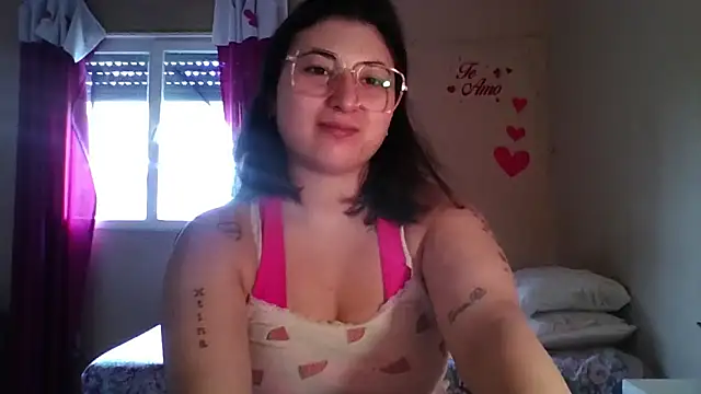 Snapshot of imsohornydacom chatting on February 2026 06:04:01 PM imsohornydacom online show from February 2026 06:04:01 PM