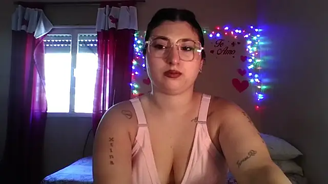 Snapshot of imsohornydacom chatting on February 2026 05:46:02 PM imsohornydacom online show from February 2026 05:46:02 PM