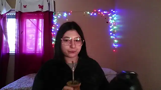 imsohornydacom online show from April 2026 05:29:01 PM