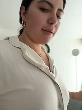 sukhakunis1 online show from June 2026 01:36:01 PM