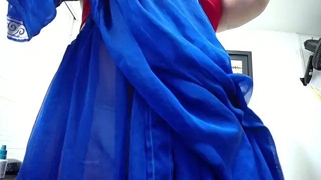 Snapshot of dayadubey_ chatting on February 2025 10:12:02 AM dayadubey online show from February 2025 10:12:02 AM