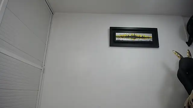 Snapshot of dayadubey_ chatting on February 2025 04:26:01 PM dayadubey online show from February 2025 04:26:01 PM