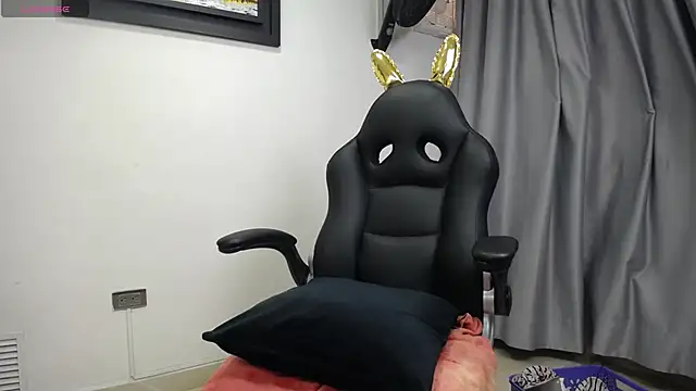 Snapshot of dayadubey_ chatting on March 2025 01:20:02 PM dayadubey online show from March 2025 01:20:02 PM