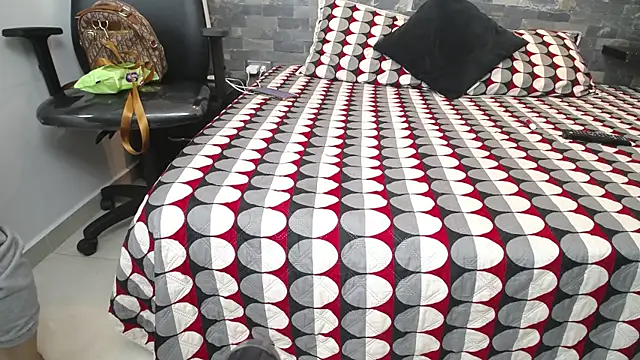 Snapshot of dayadubey_ chatting on October 2025 10:04:01 AM dayadubey online show from October 2025 10:04:01 AM