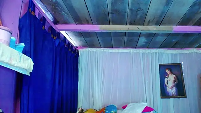 Snapshot of ZoeKuipers13 chatting on January 2025 07:50:02 PM ZoeKuipers13 online show from January 2025 07:50:02 PM