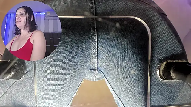 KatteMoss online show from September 2025 12:59:02 PM