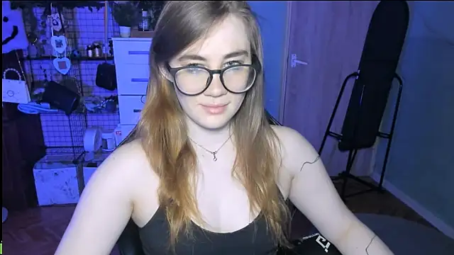 PureHeartt  online show from October 2025 07:51:02 AM